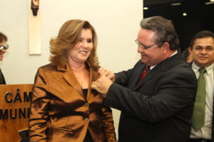 Lucinda Azevedo comemora 60 anos em grande estilo